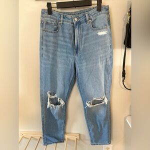 American Eagle Outfitters-Mom Jean Light Blue Ripped Jeans- 8 Short
